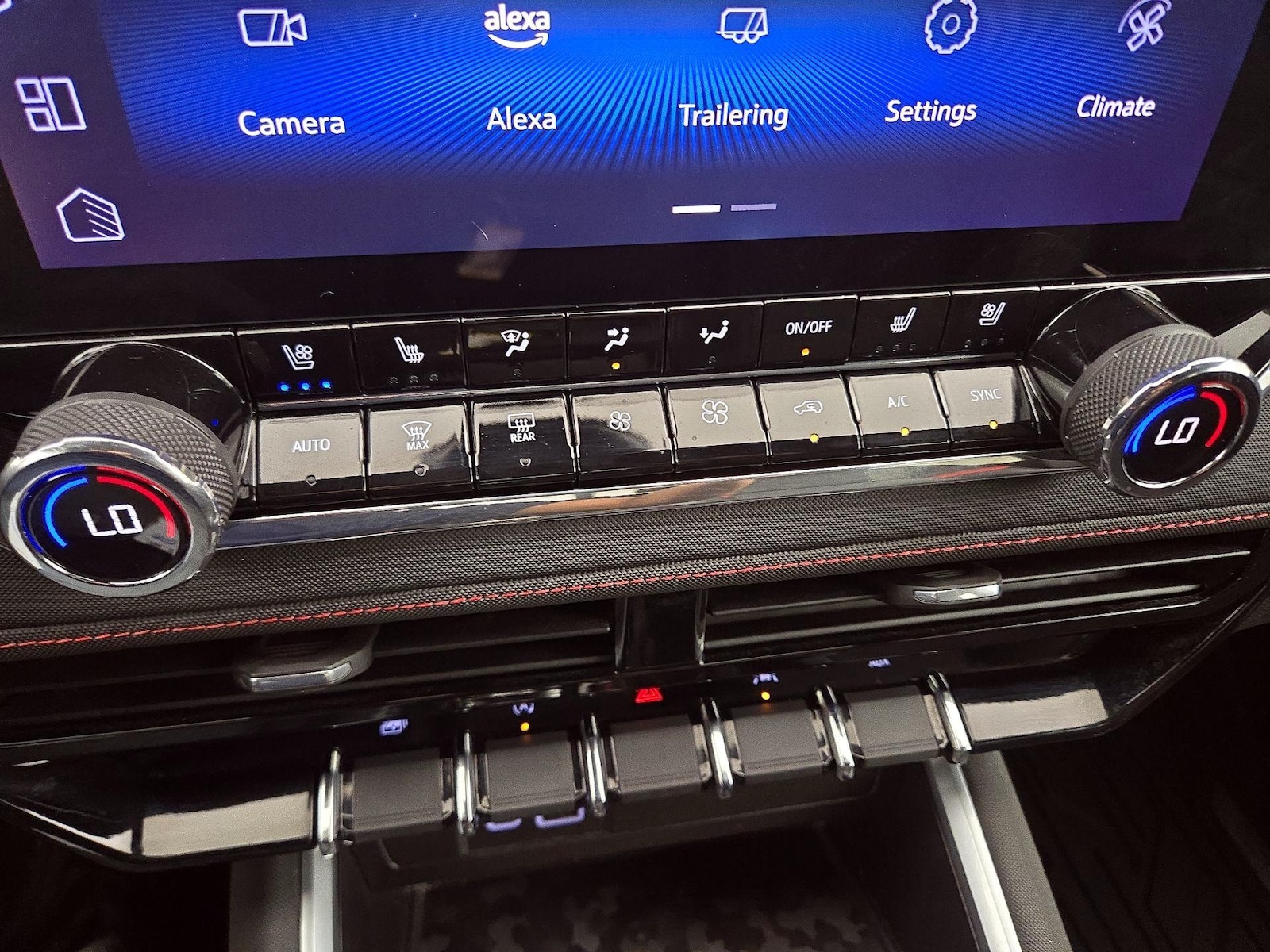 2023 Chevrolet Colorado Z71 - Photo 17