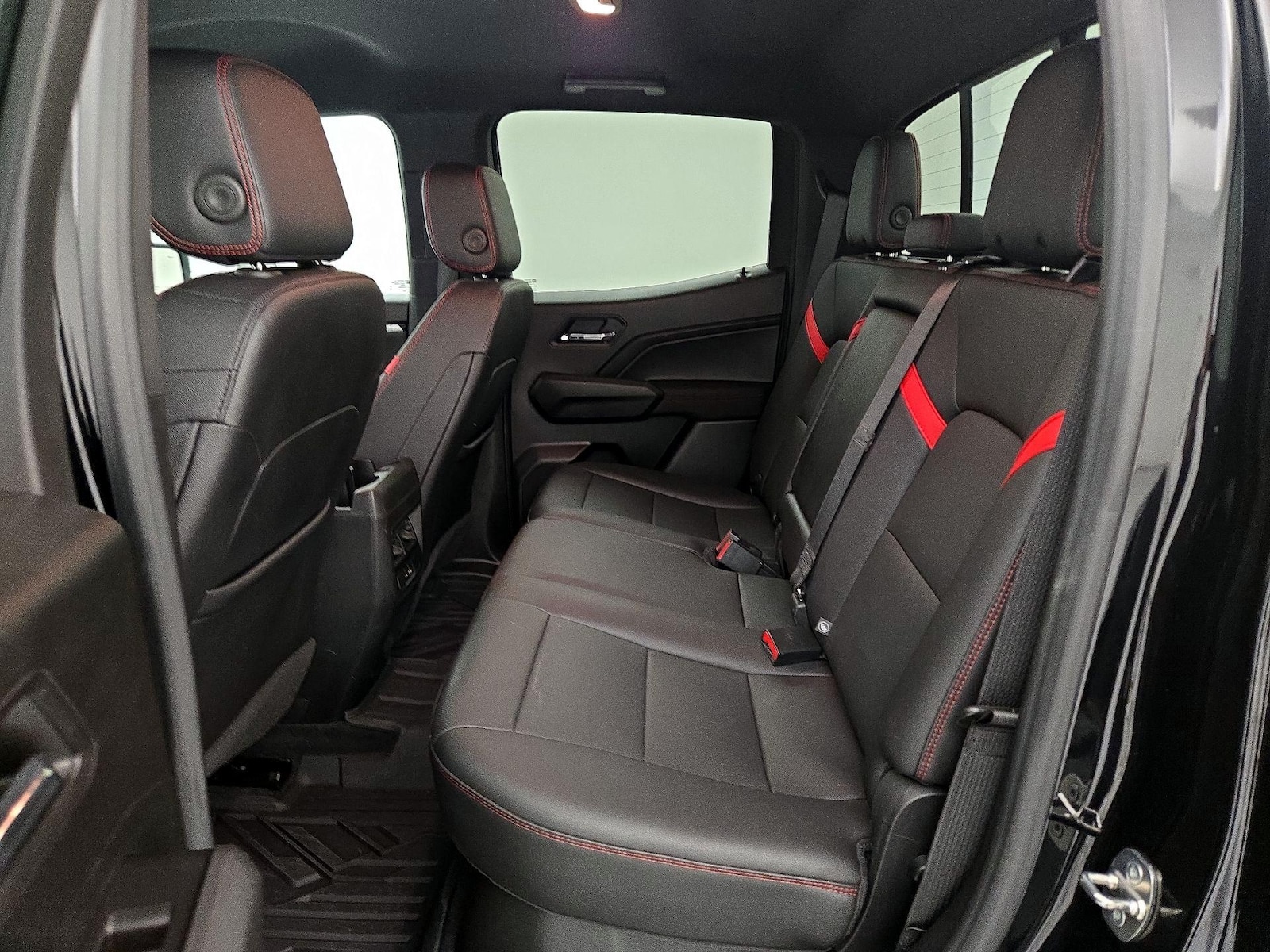 2023 Chevrolet Colorado Z71 - Photo 20
