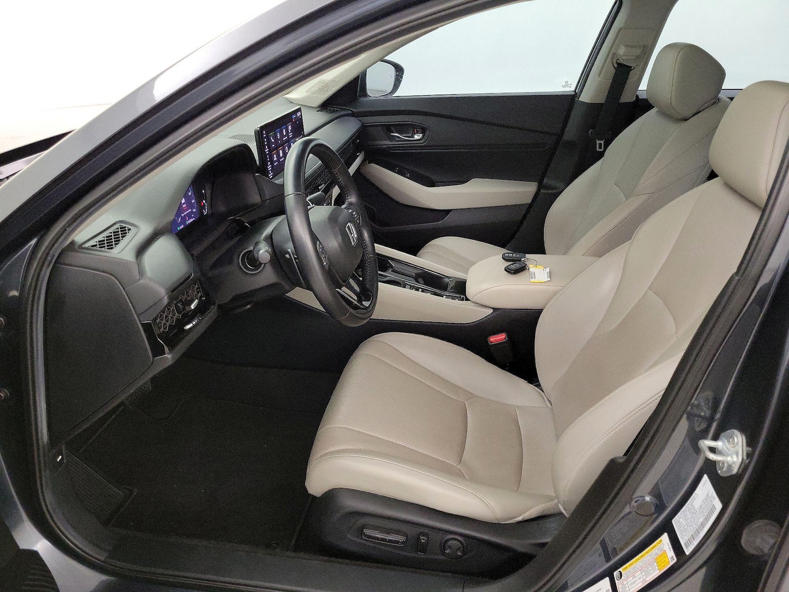 2024 Honda Accord Hybrid EX-L - Photo 12