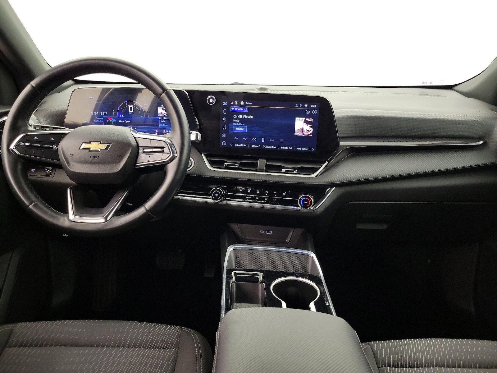 2025 Chevrolet Equinox LT - Photo 10