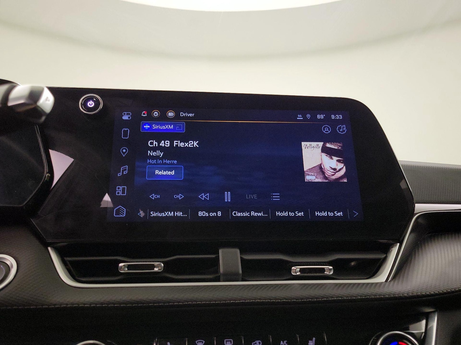 2025 Chevrolet Equinox LT - Photo 16