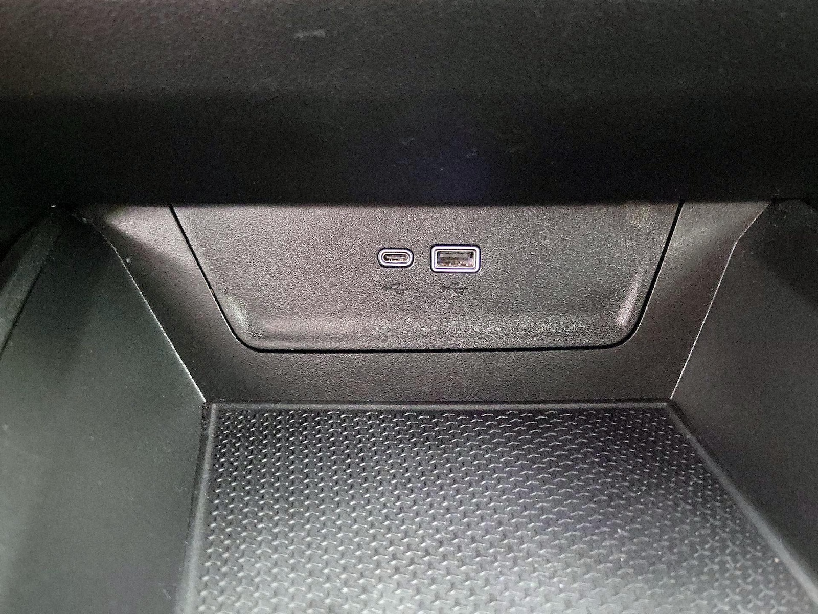 2025 Chevrolet Equinox LT - Photo 19