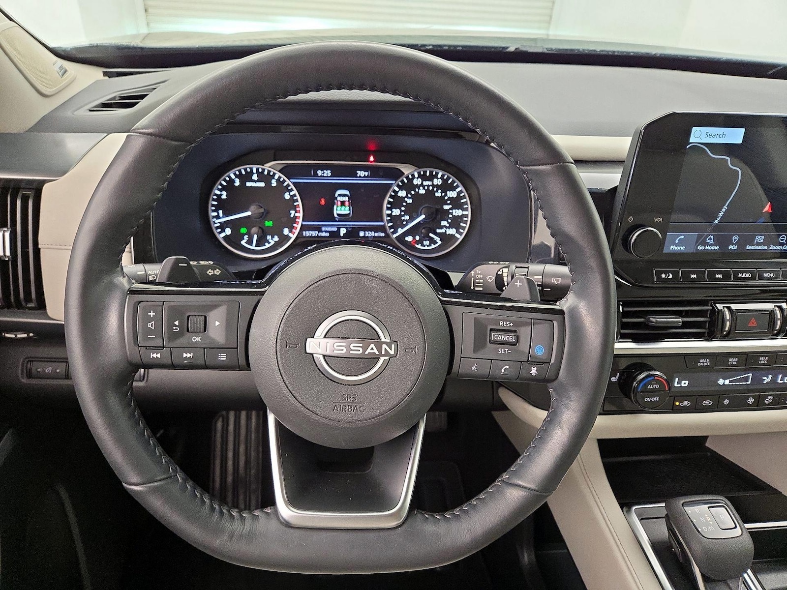 2023 Nissan Pathfinder SL - Photo 11