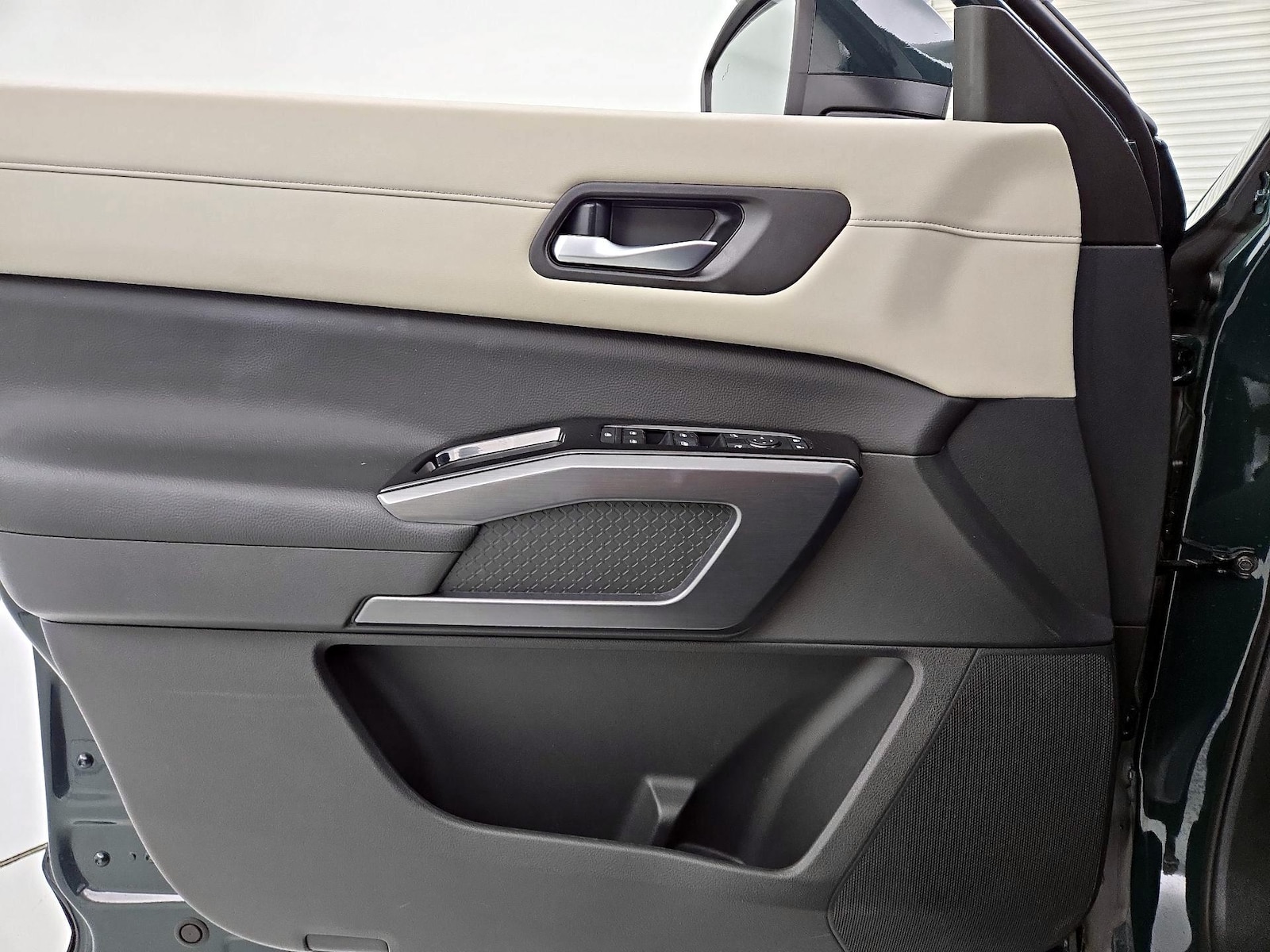 2023 Nissan Pathfinder SL - Photo 13