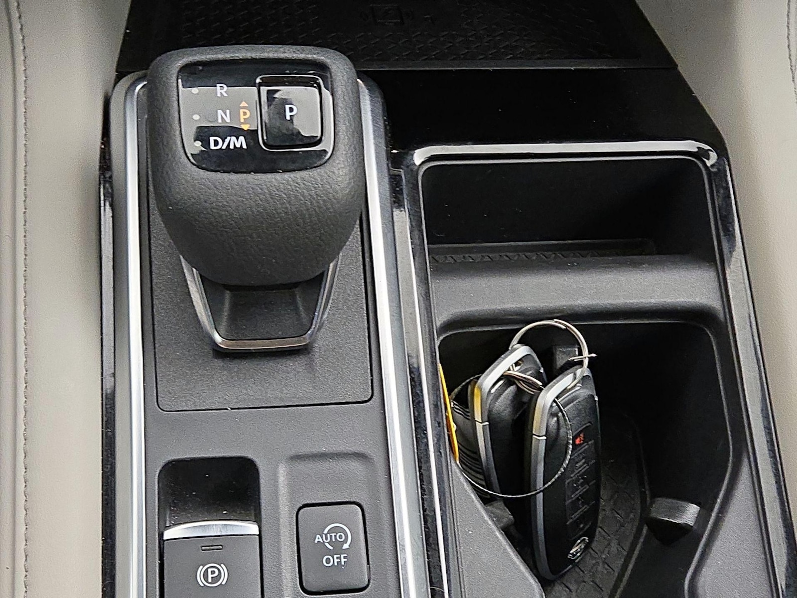 2023 Nissan Pathfinder SL - Photo 19