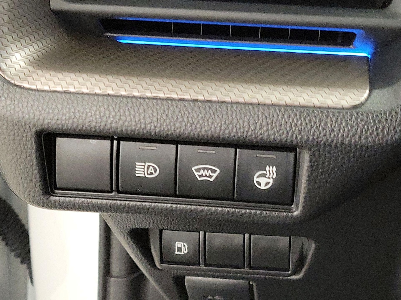 2024 Toyota Prius XLE - Photo 14