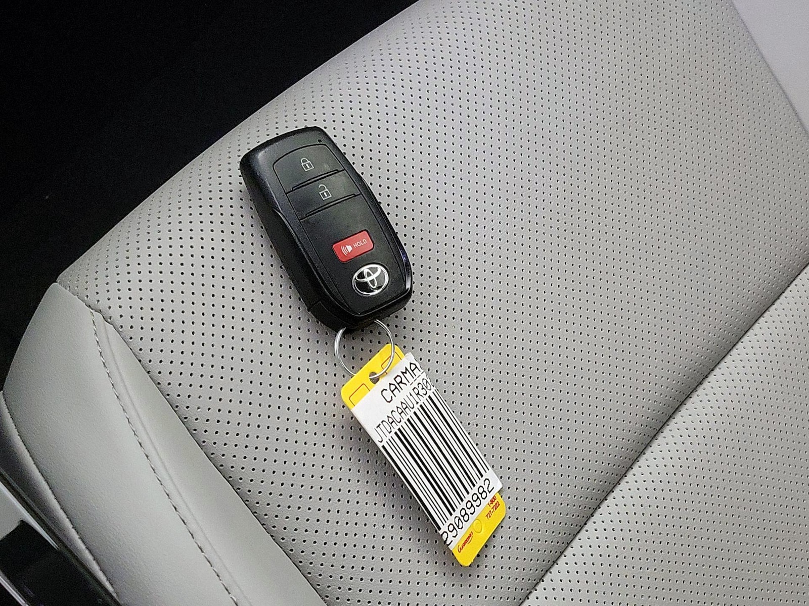 2024 Toyota Prius XLE - Photo 23