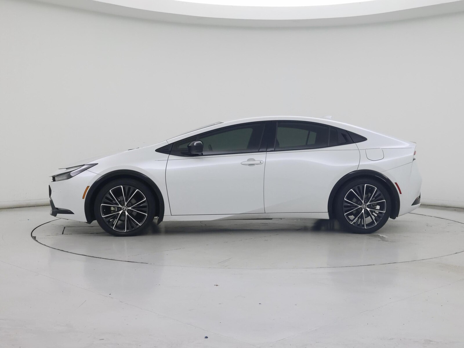 2024 Toyota Prius XLE - Photo 4