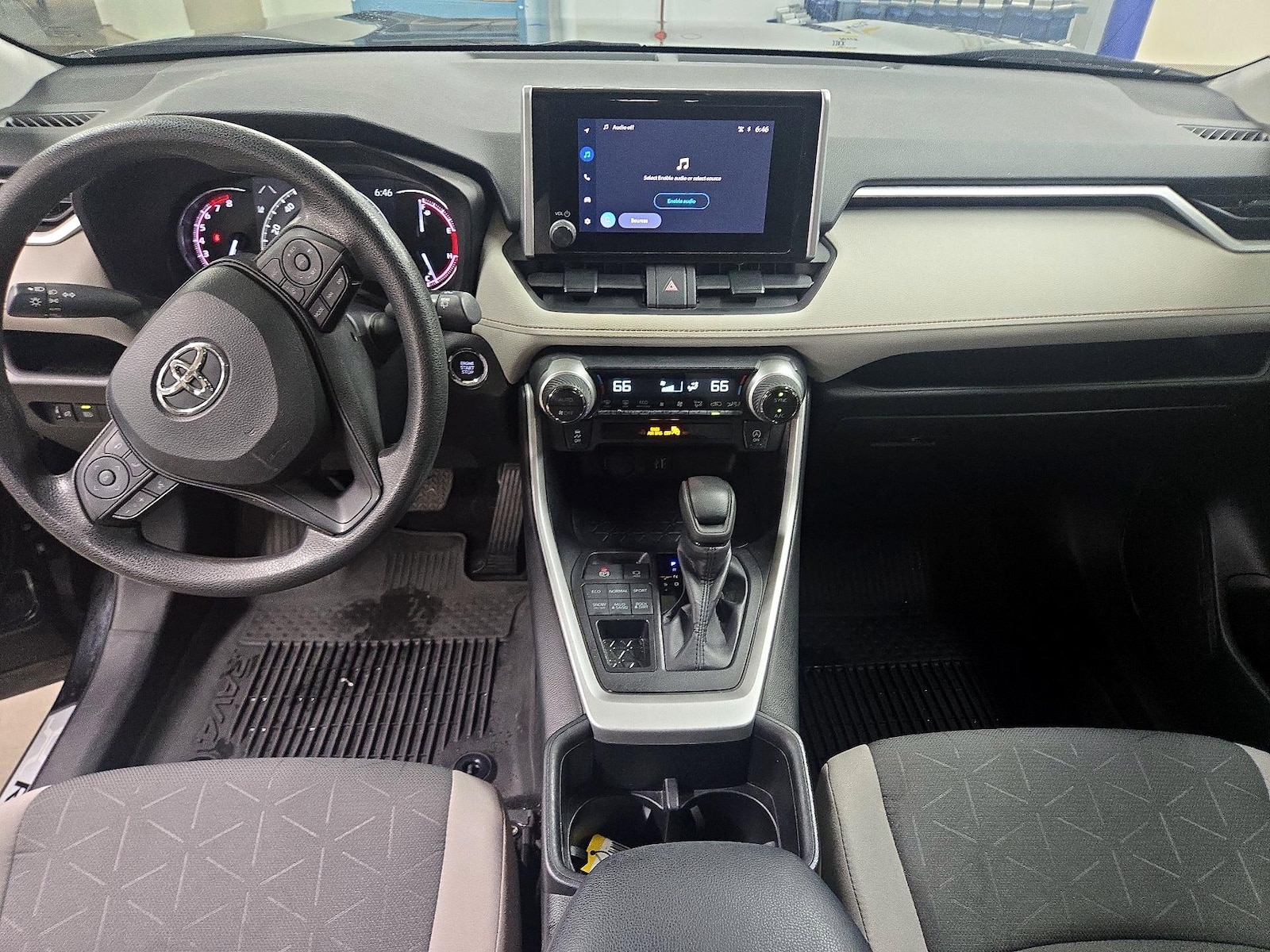 Apple CarPlay® & Android Auto™