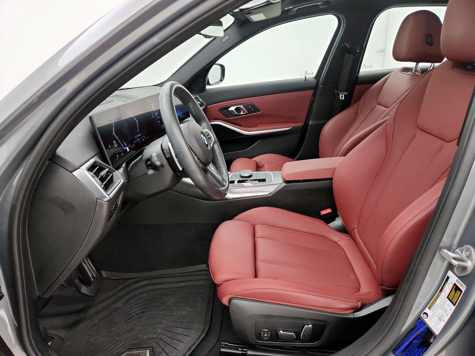 2024 BMW 3 Series 330i - Photo 12