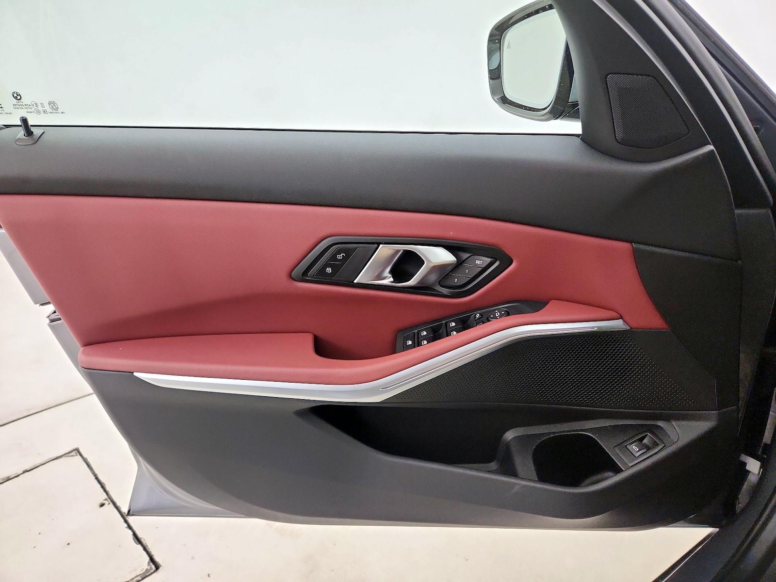 2024 BMW 3 Series 330i - Photo 13