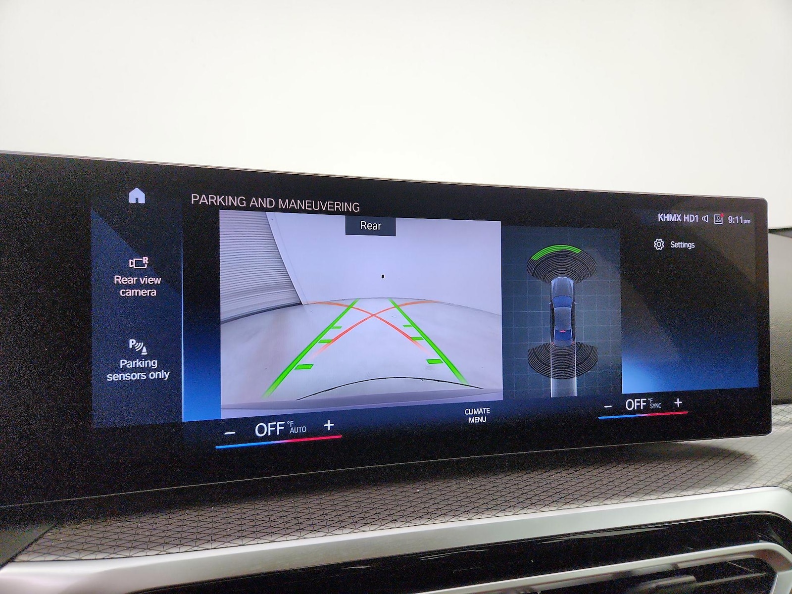 2024 BMW 3 Series 330i - Photo 16