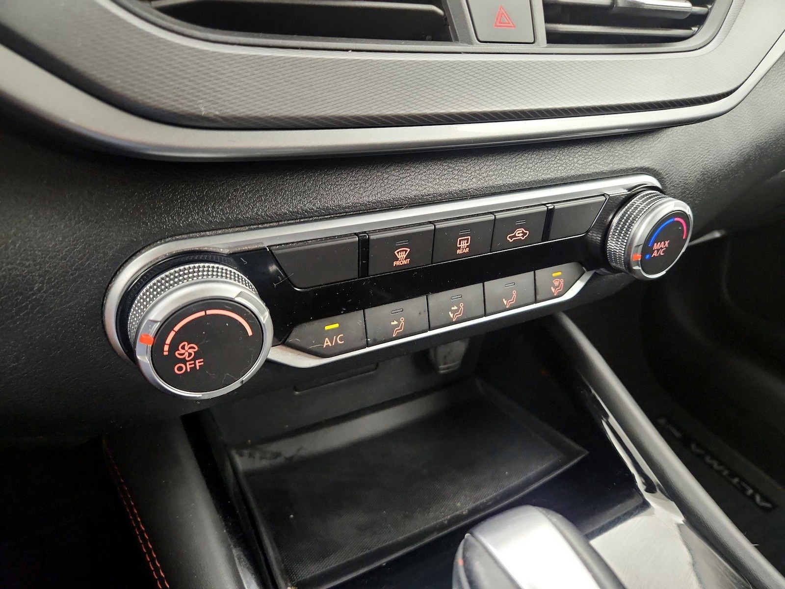 2024 Nissan Altima SR - Photo 17