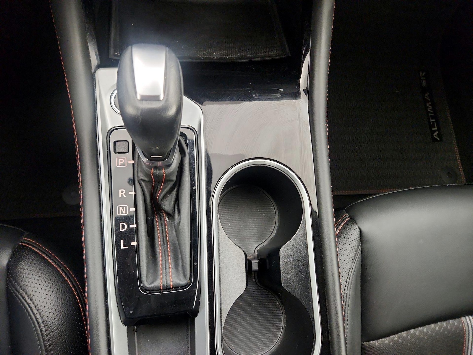 2024 Nissan Altima SR - Photo 18