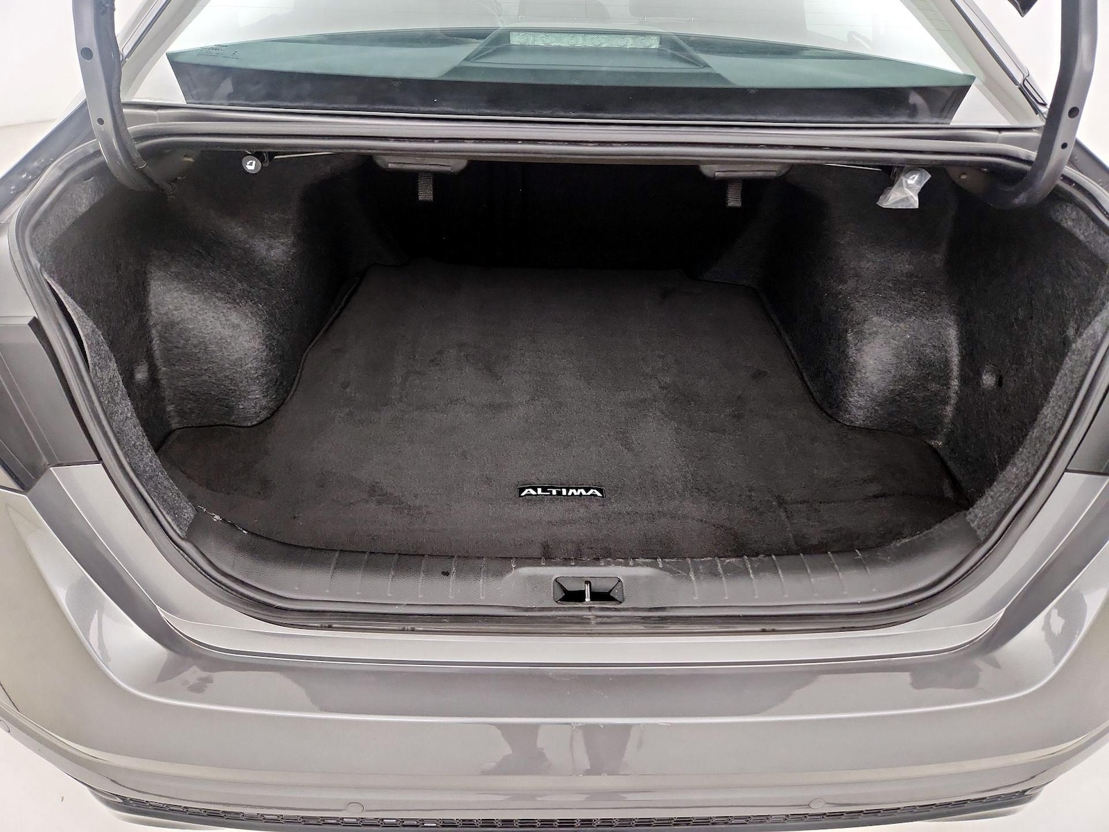 2024 Nissan Altima SR - Photo 21