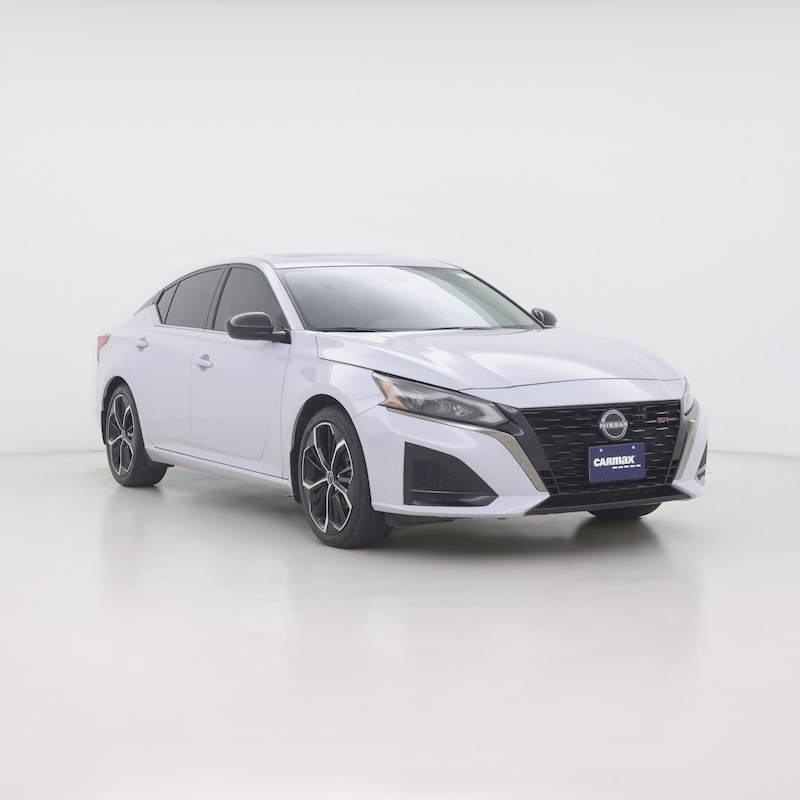 2024 Nissan Altima SR