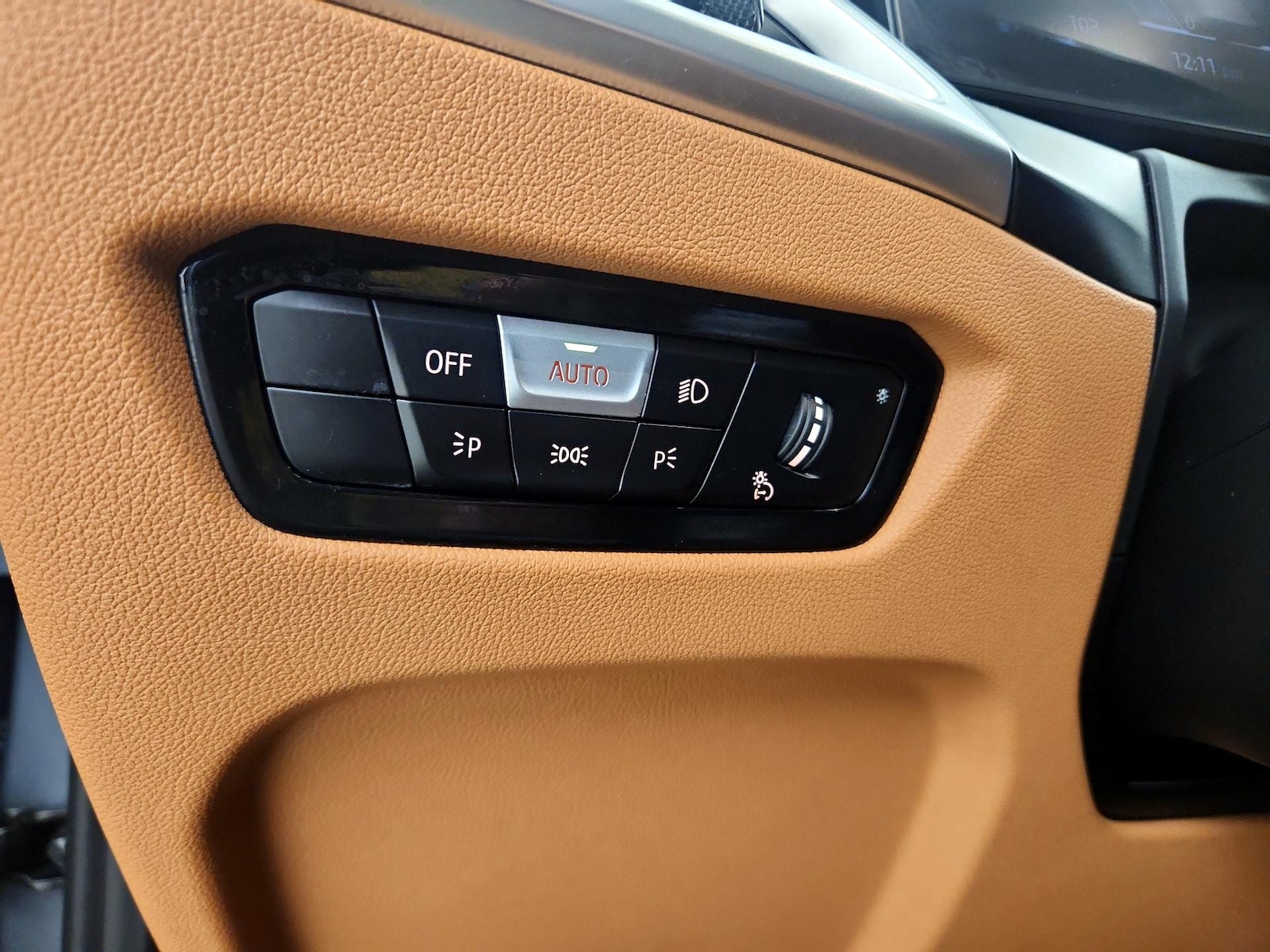 2026 BMW 3 Series 330i - Photo 14