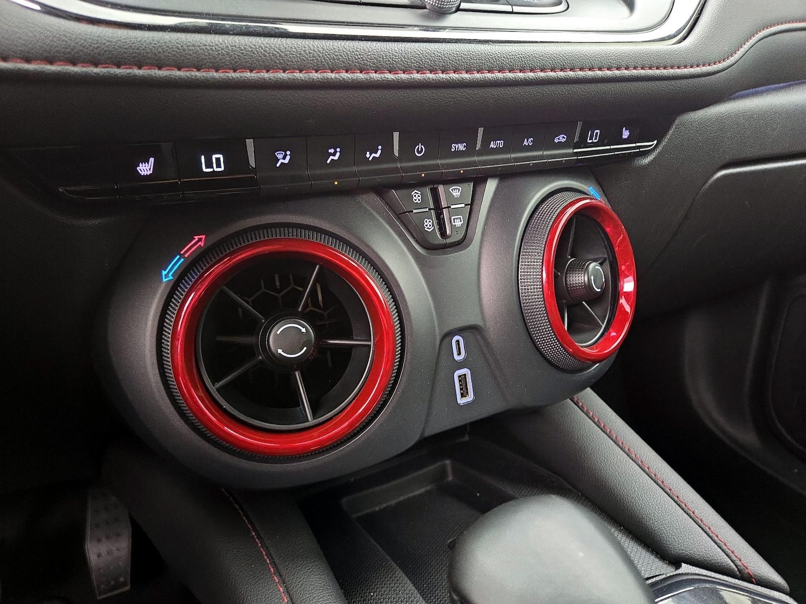 2025 Chevrolet Blazer RS - Photo 18