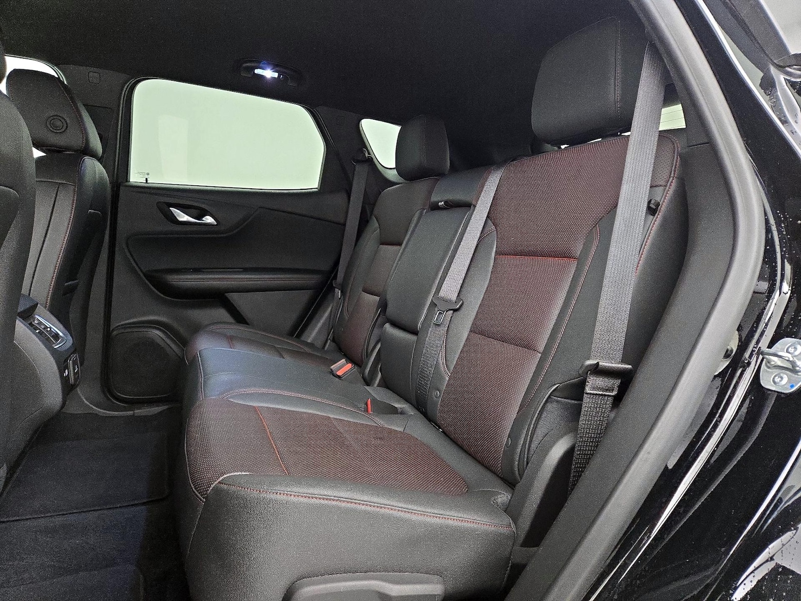 2025 Chevrolet Blazer RS - Photo 21
