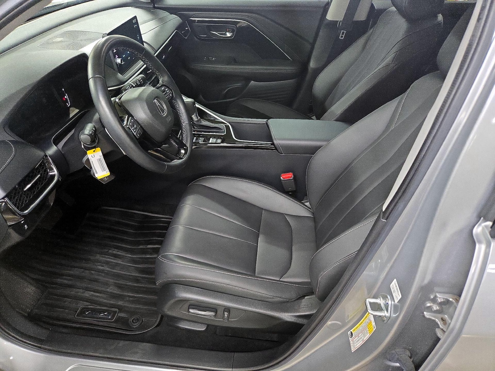 2025 Acura ADX Base - Photo 12