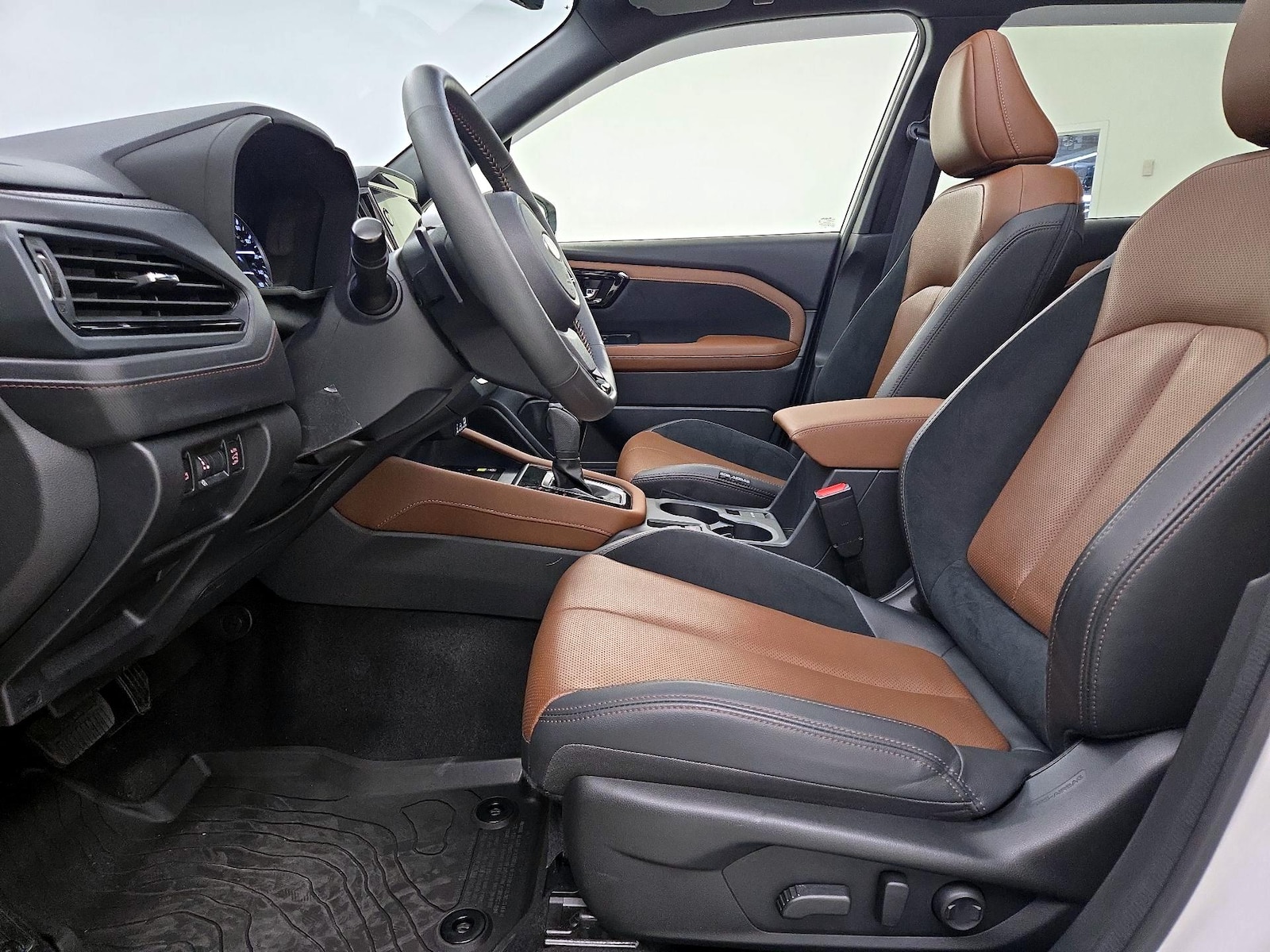 2025 Subaru Forester Touring - Photo 12