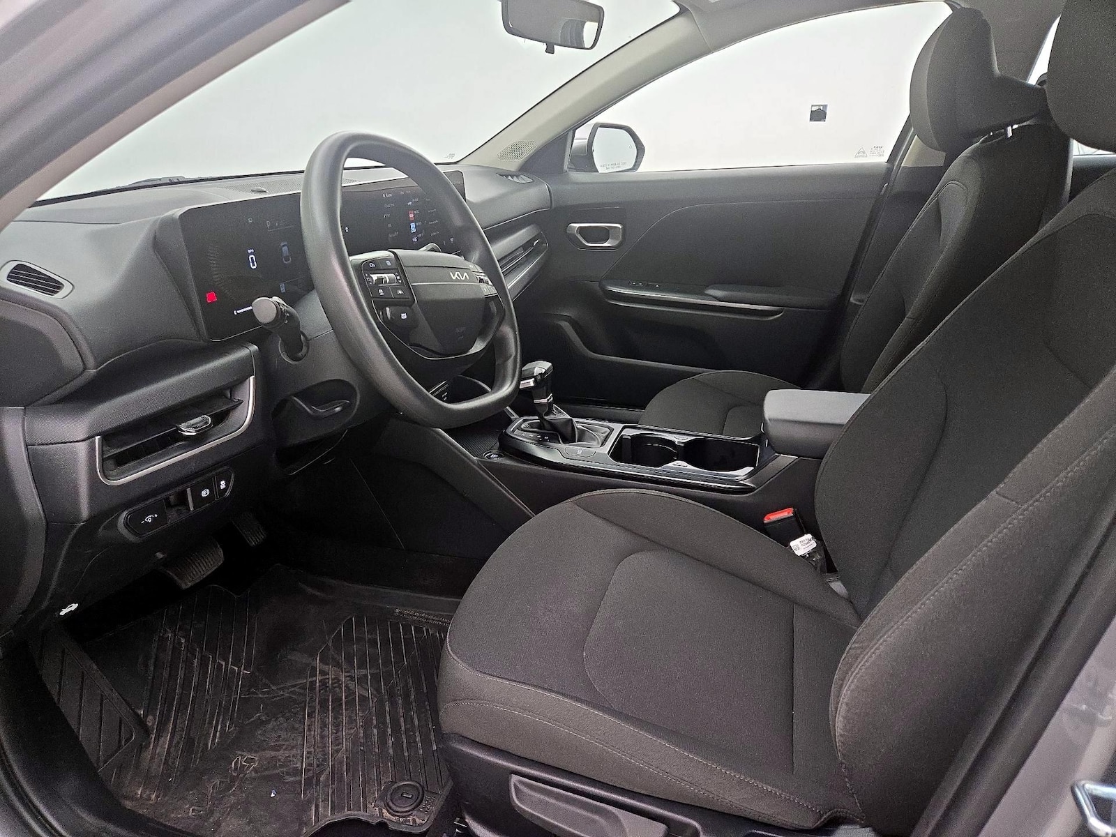 2026 Kia K4 LXS - Photo 12