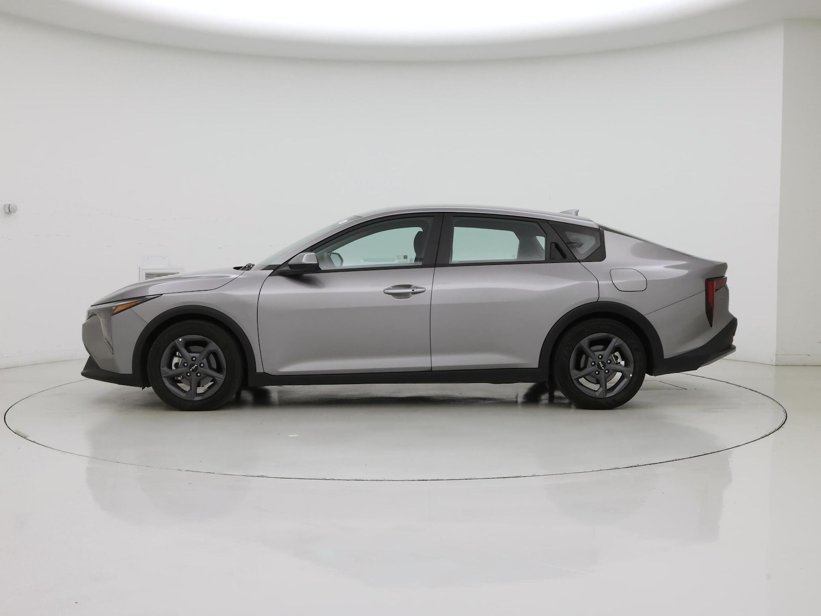 2026 Kia K4 LXS - Photo 4