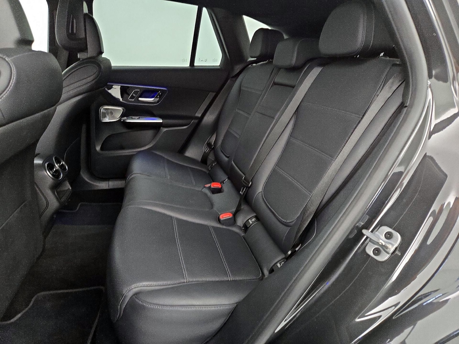 2024 Mercedes-Benz GLC GLC 300 - Photo 22