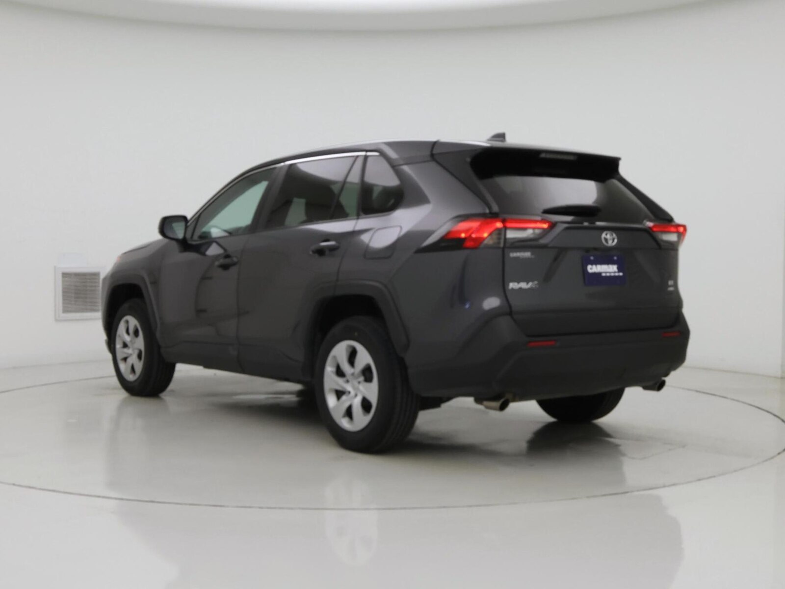 2025 Toyota RAV4 LE, photo 3