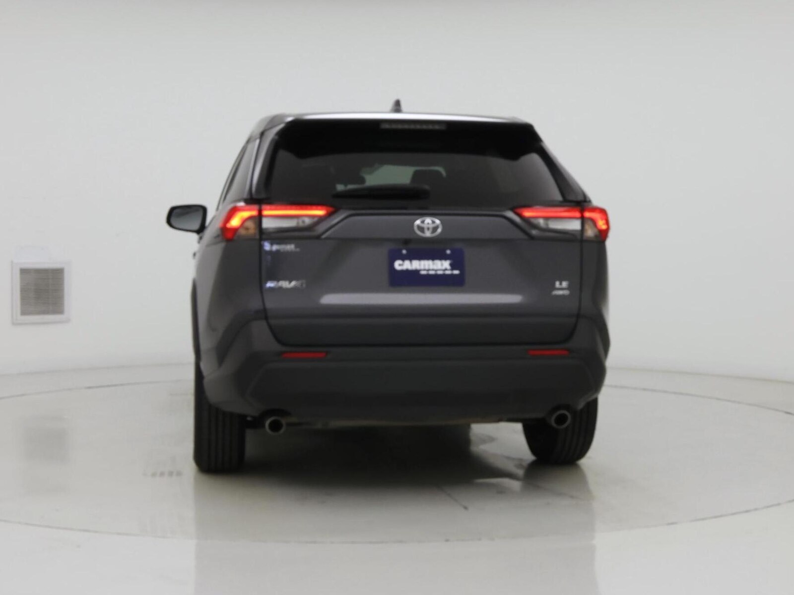 2025 Toyota RAV4 LE, photo 7