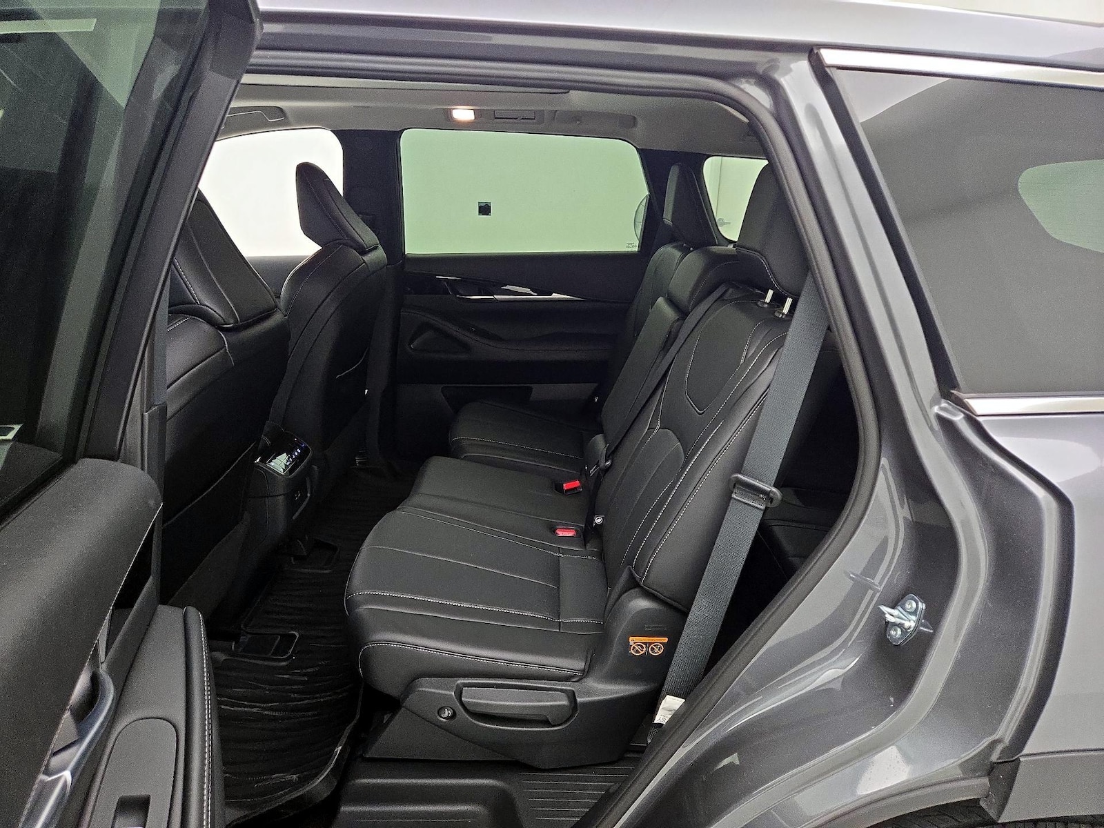 Rear Air Conditioning