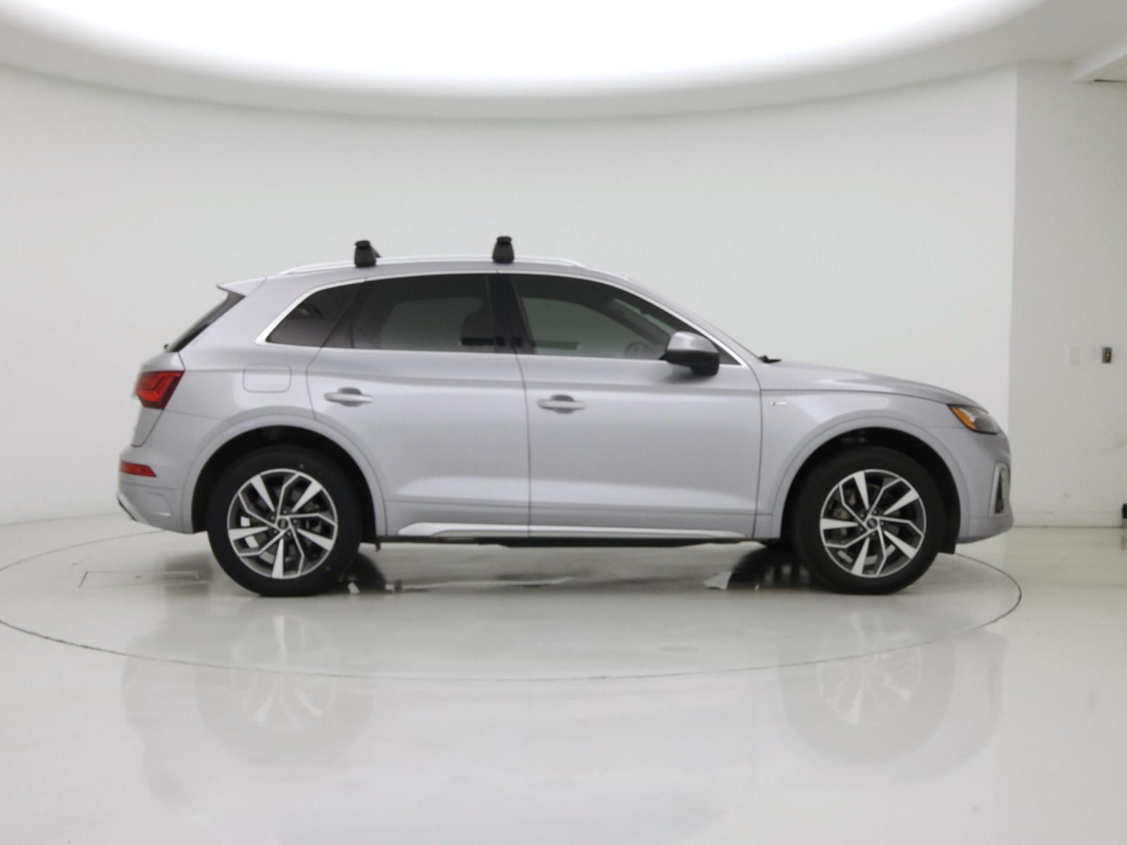 2022 Audi Q5 Premium Plus - Photo 8