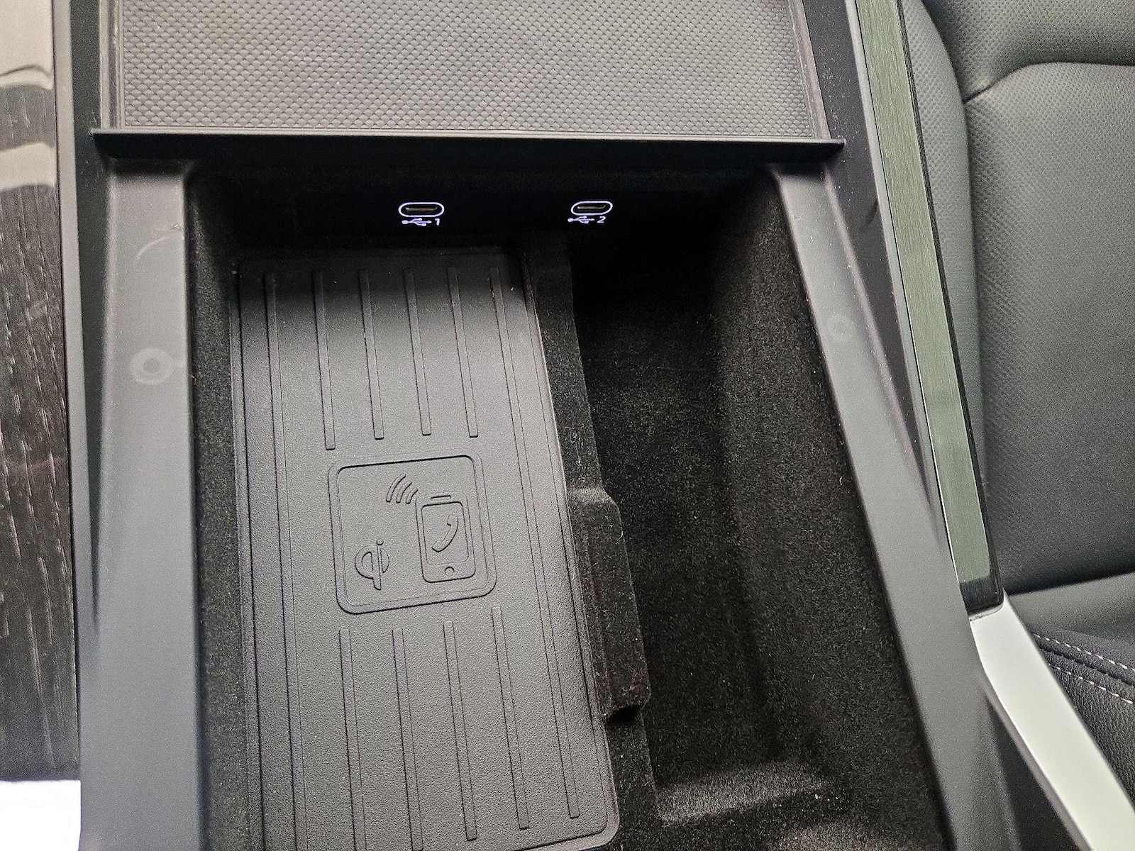 2025 Audi Q7 Premium Plus - Photo 17