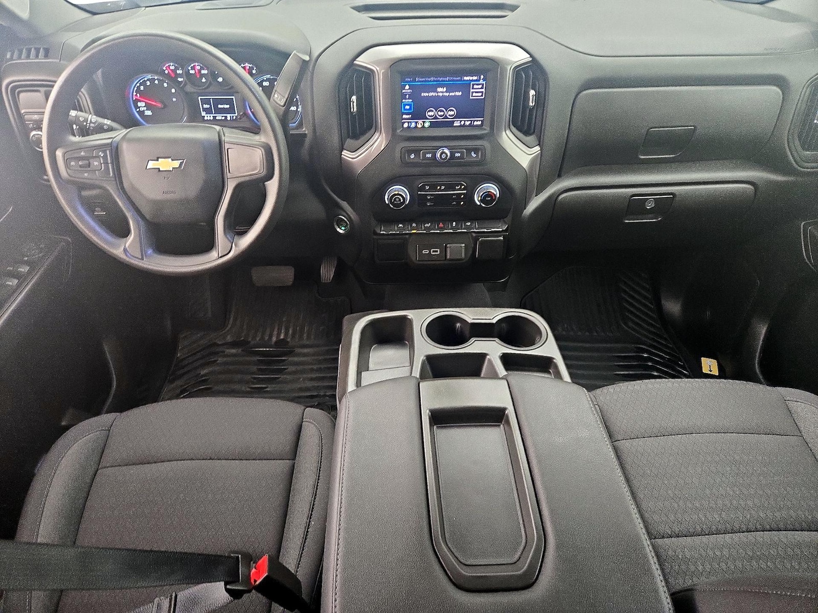 2024 Chevrolet Silverado 1500 Custom - Photo 8