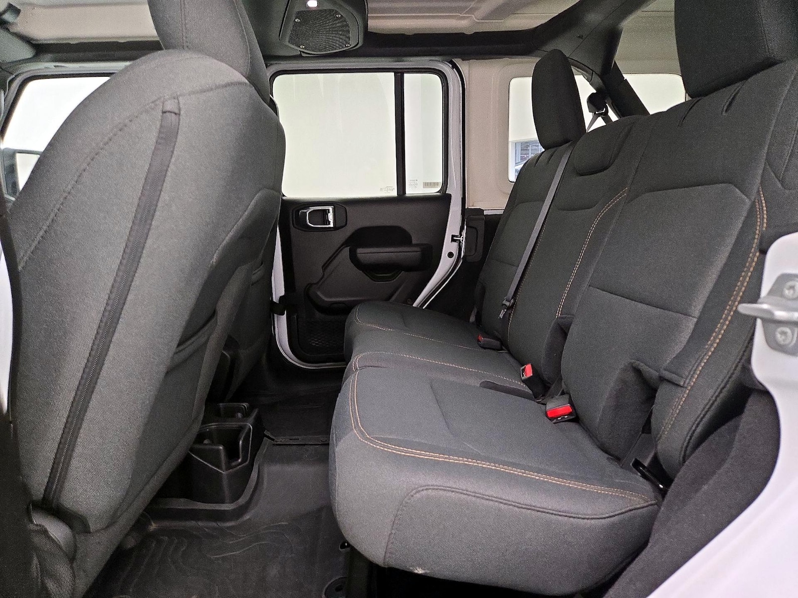 2025 Jeep Wrangler 4-Door Willys - Photo 20