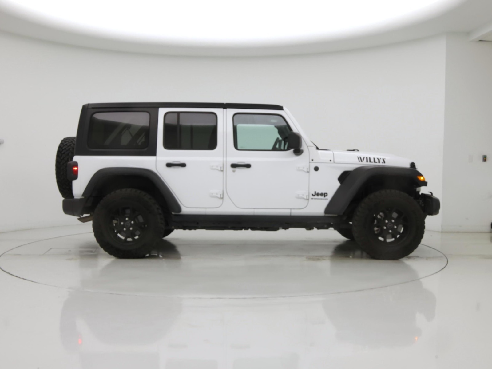 2025 Jeep Wrangler 4-Door Willys - Photo 8