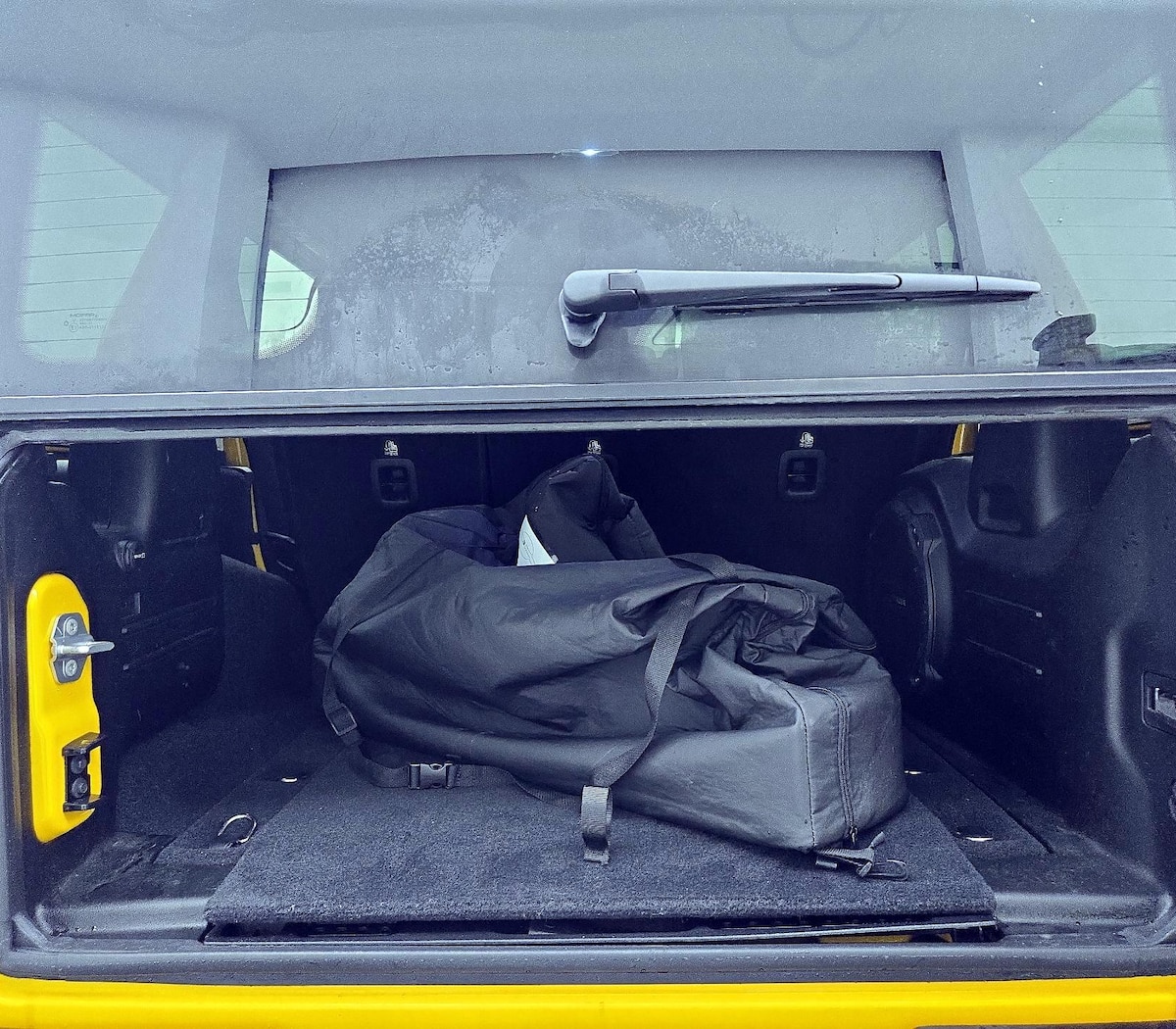Trunk/Cargo (Seats Up)