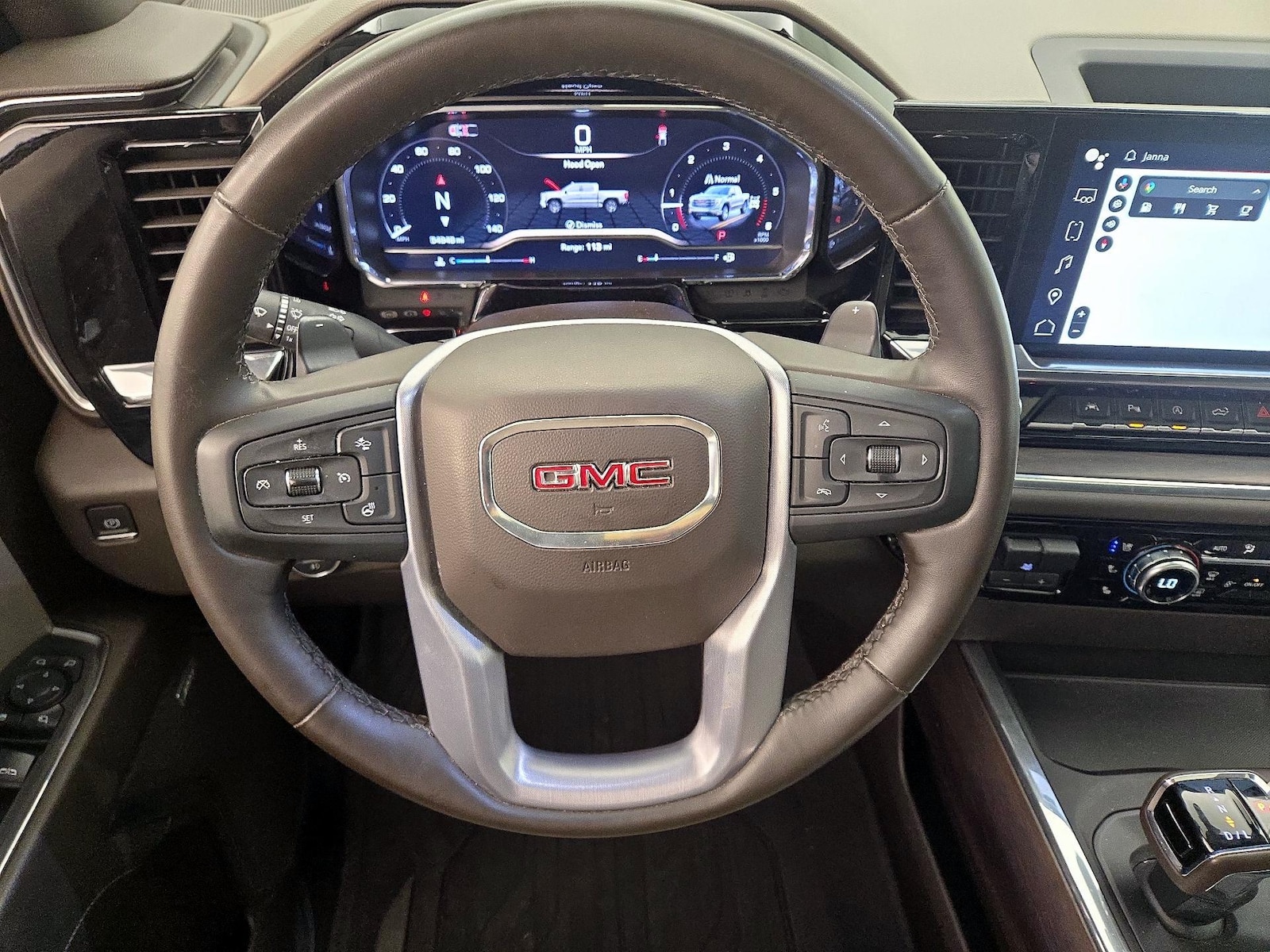 2024 GMC Sierra 1500 SLT - Photo 9