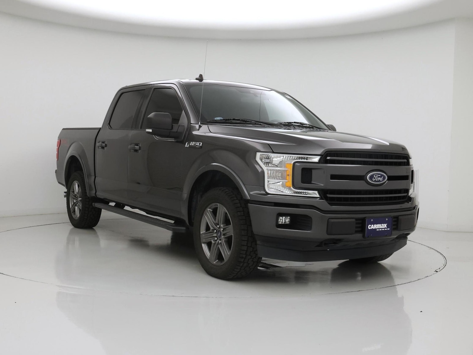 2020 Ford F-150 XLT - Photo 2