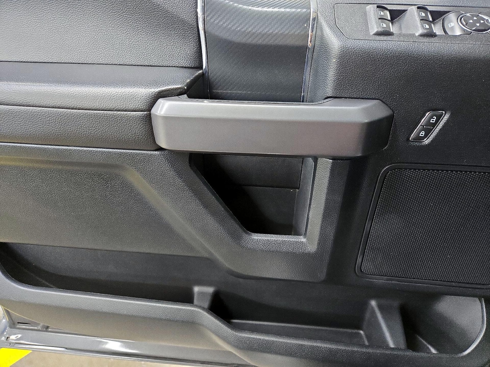2020 Ford F-150 XLT - Photo 13