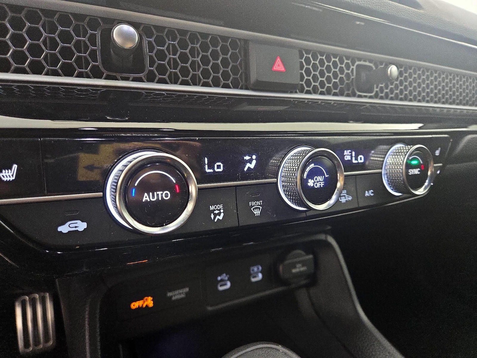 2026 Honda Civic Hybrid Sport Touring, photo 17