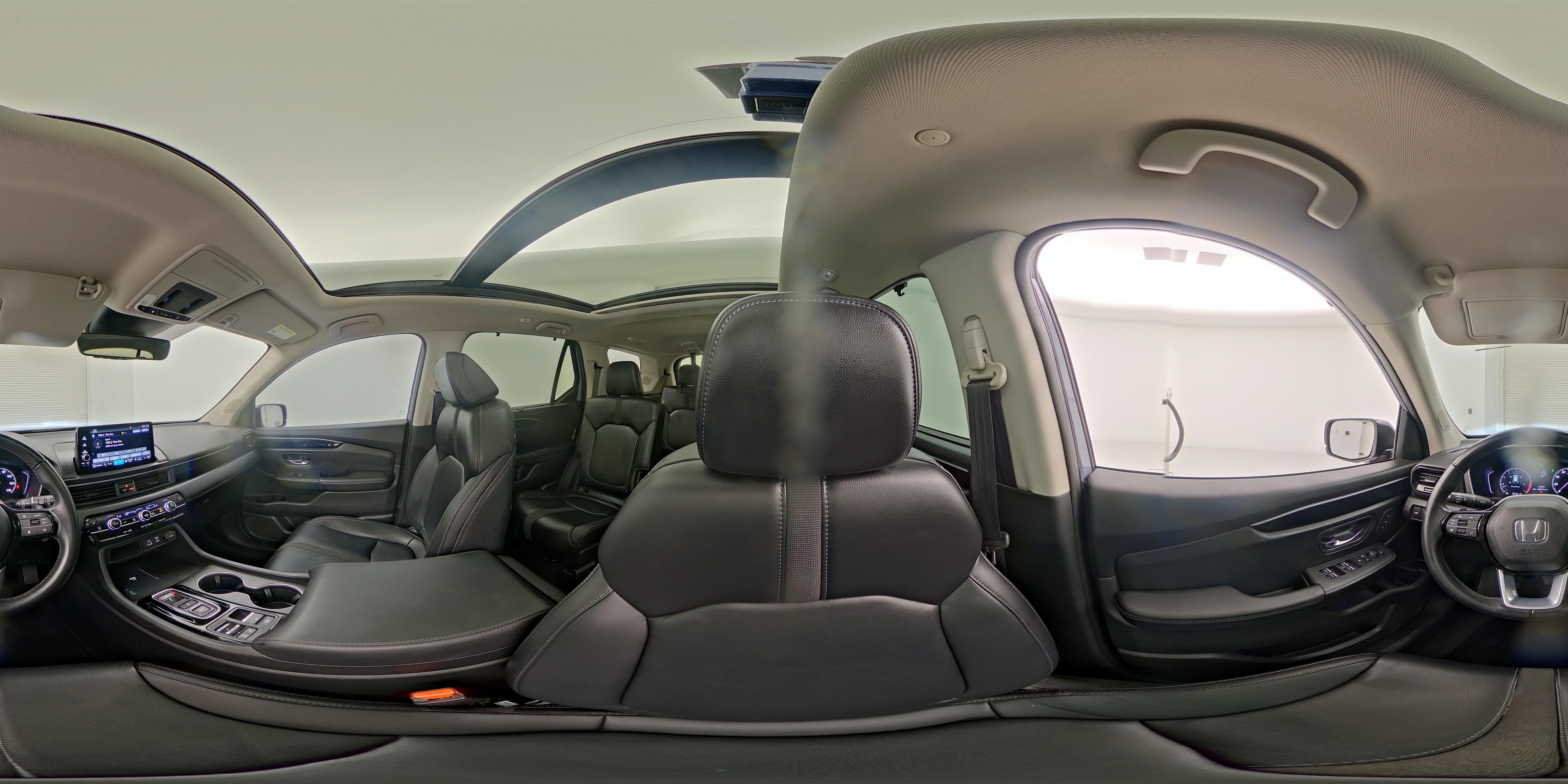 2023 Honda Pilot Touring - Photo 28