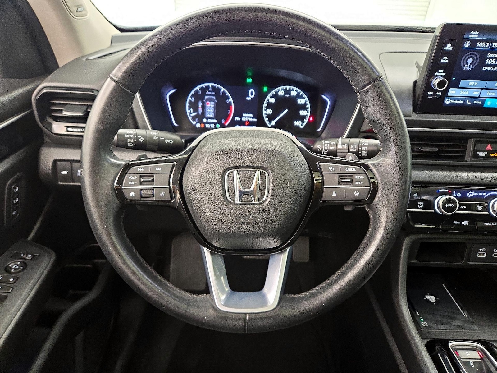 2023 Honda Pilot Touring - Photo 11