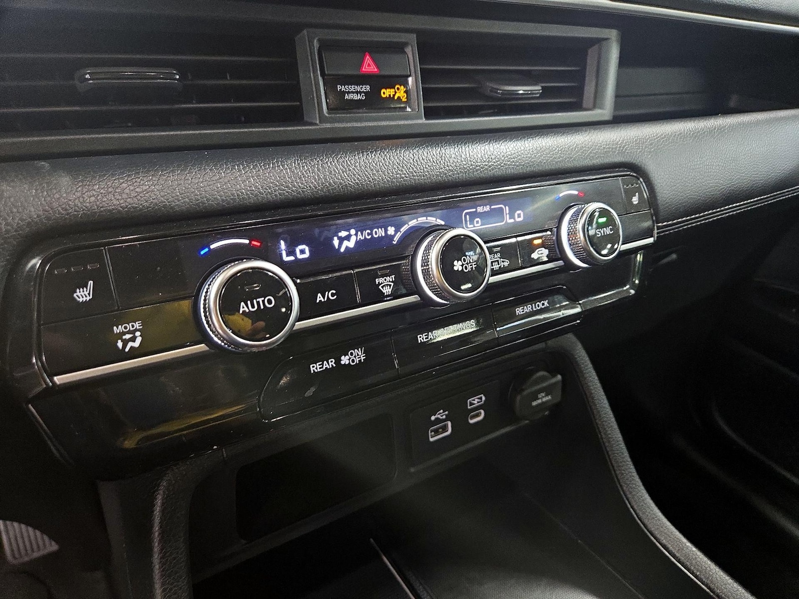 2023 Honda Pilot Touring - Photo 17