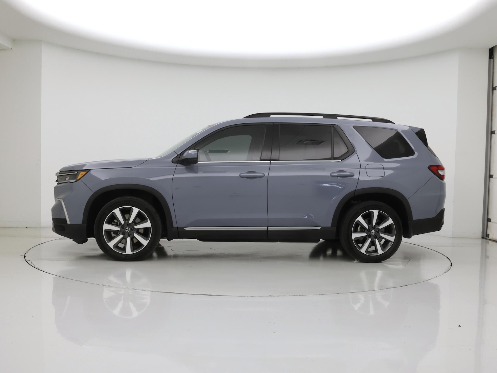 2023 Honda Pilot Touring - Photo 4