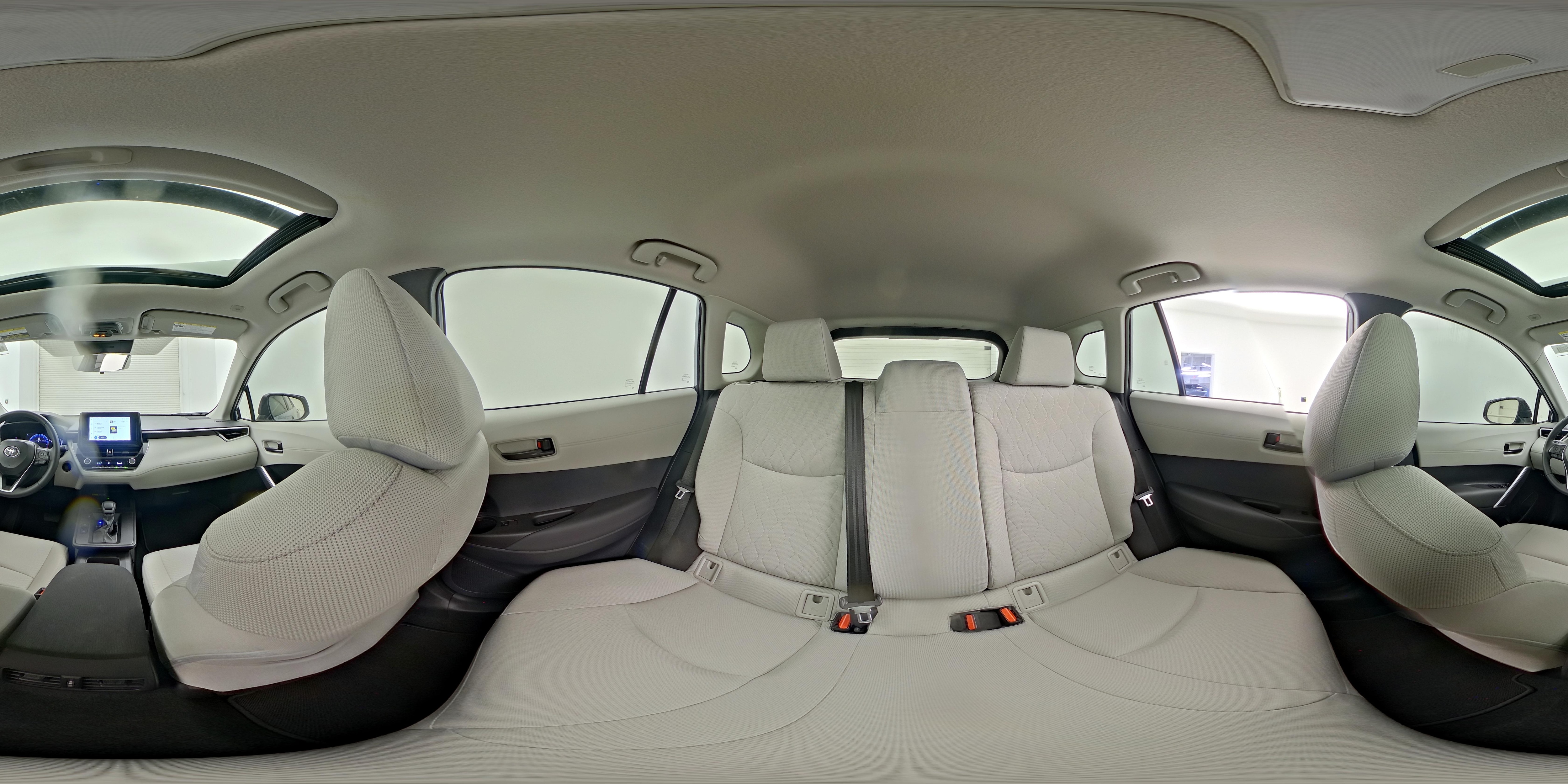 2026 Toyota Corolla Cross LE, photo 25