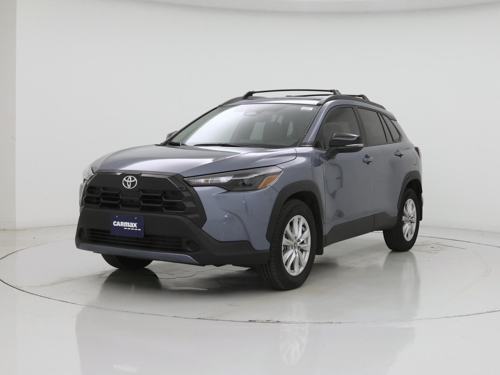 2026 Toyota Corolla Cross LE, photo 5