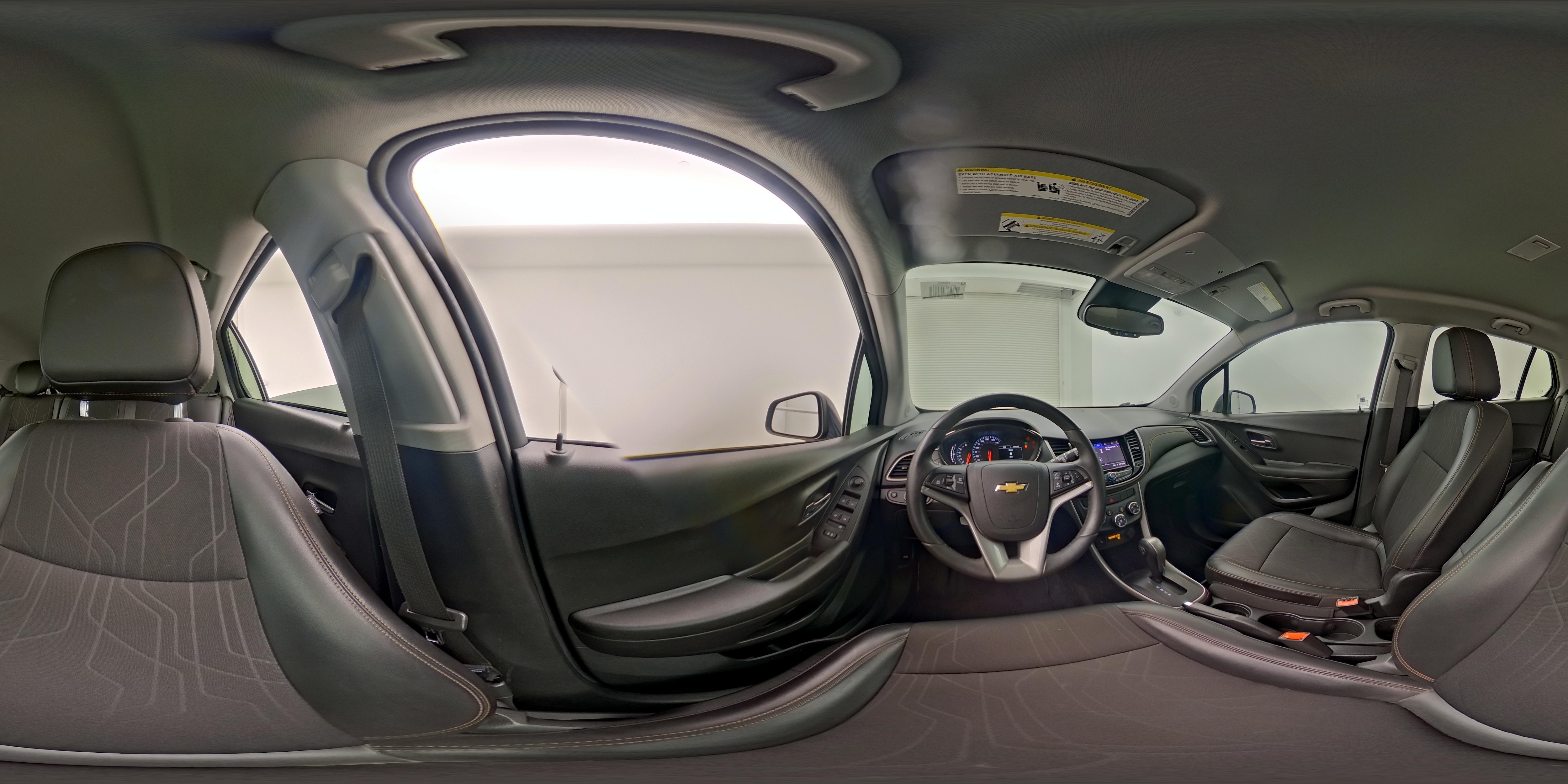 2021 Chevrolet Trax LT - Photo 26