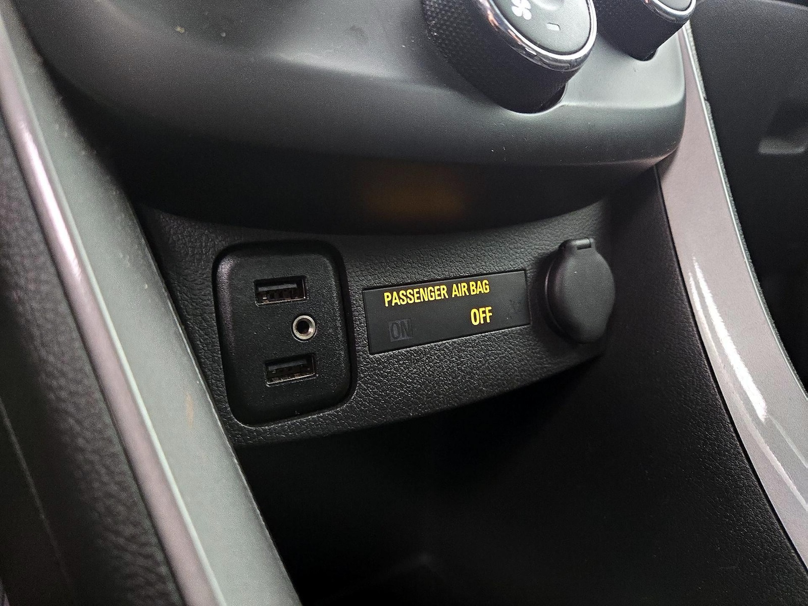 2021 Chevrolet Trax LT - Photo 19