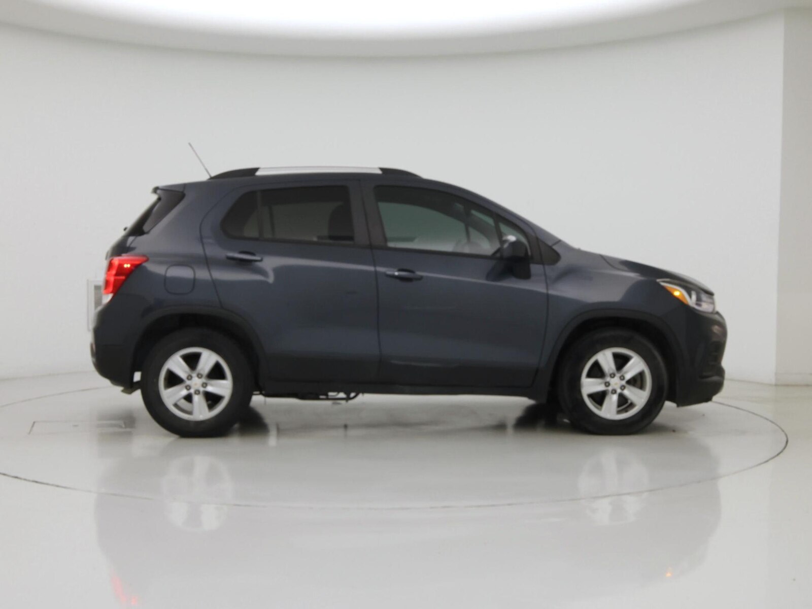2021 Chevrolet Trax LT - Photo 8